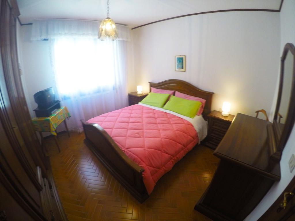 Caorle Economy Apartments Pokój zdjęcie